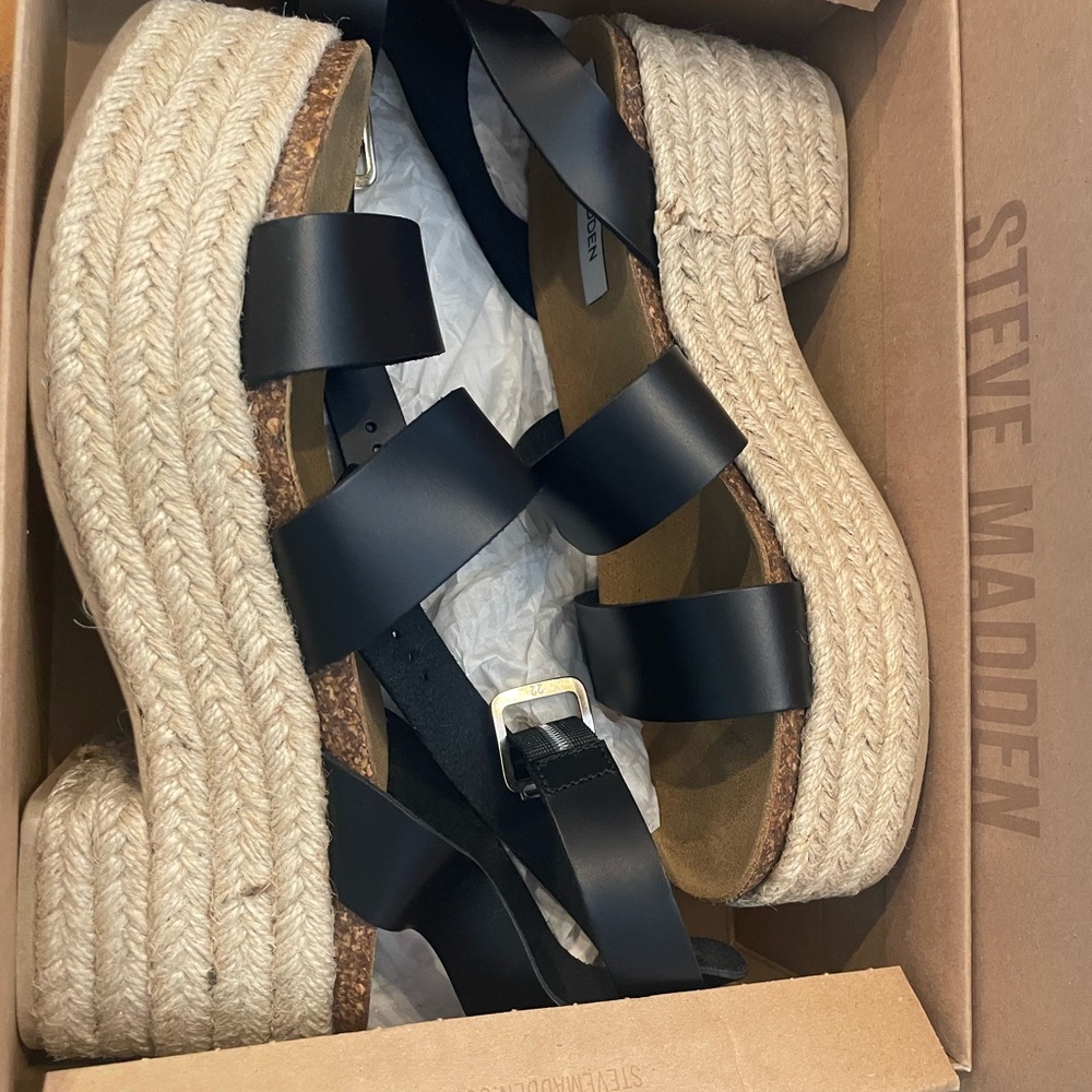 NIB Size 8 Steve Madden Black Espadrille Platform Sandals Women’s